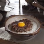 ข้าวเนื้ออบไข่ดิบ