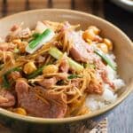หมูผัดขิงกับถั่วชิกพี
